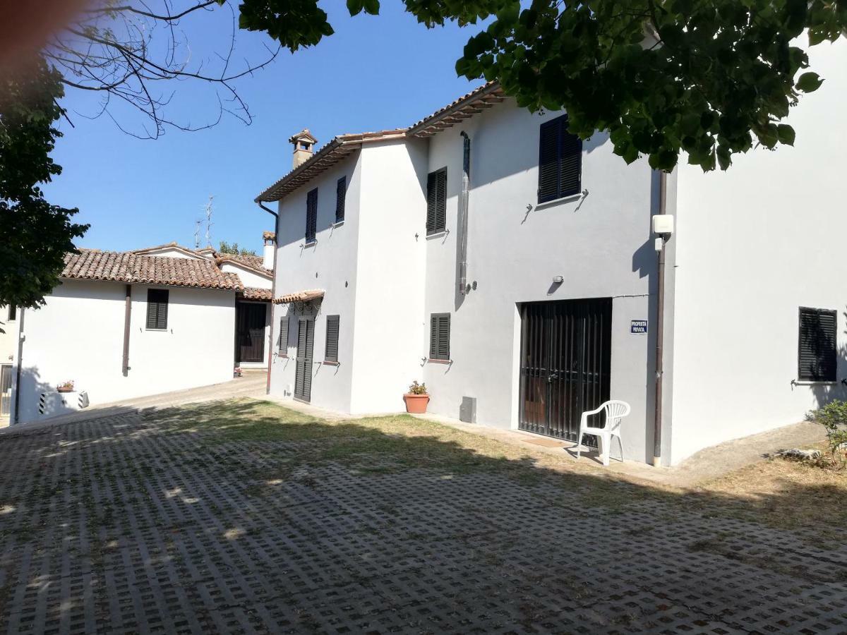 Case In Campagna Con Piscina A Todi Exterior foto